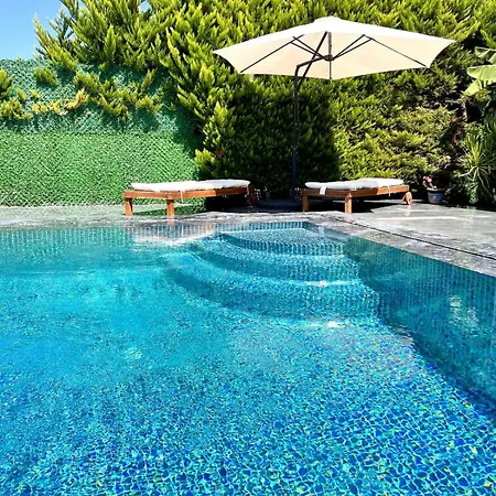 Sea Front Private With Salt Pool Cesme